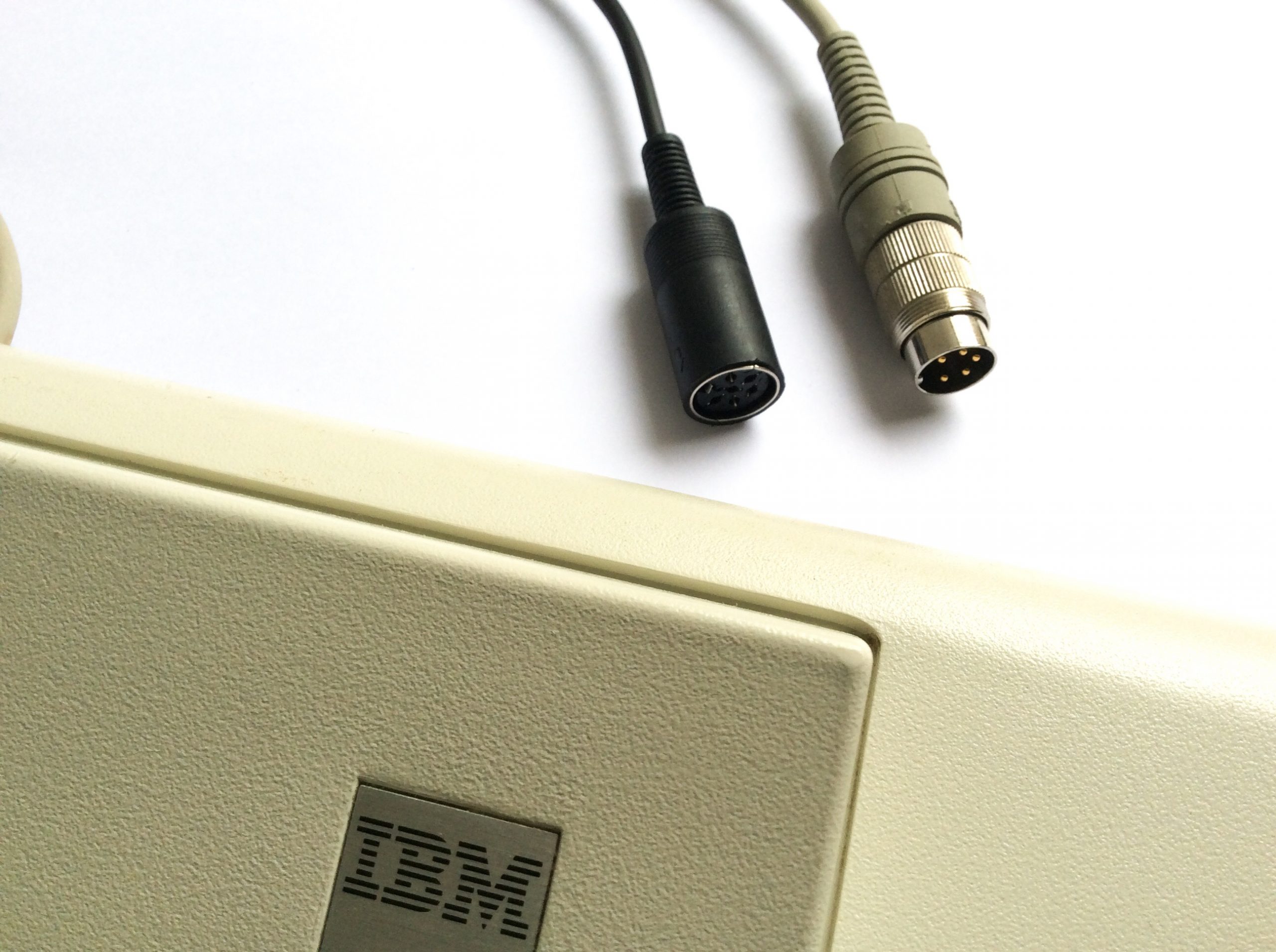 tinkerBOY IBM Terminal Keyboard (240 Degree, 5-pin DIN) to USB Converter  with Vial QMK Firmware